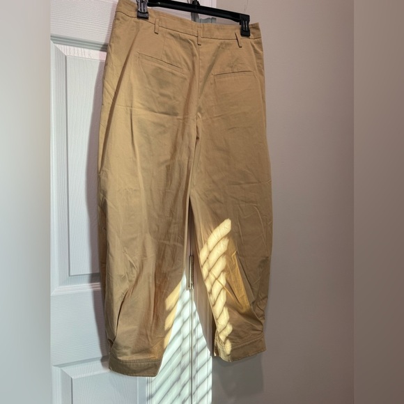 Free People
Women's Natural Lucia Pants At In
Khaki, Size: Us 2 - Picture 5 of 9